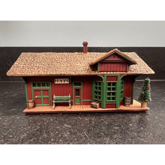 Lot Of 3 1994 Hallmark Sarah, Plain & Tall Buildings Church Train Station &Store - Picture 5 of 10